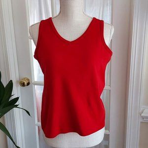 LADIES SLEEVELESS TANK.